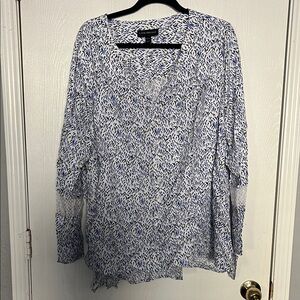 Lane Bryant Blue and White Patterned Tunic